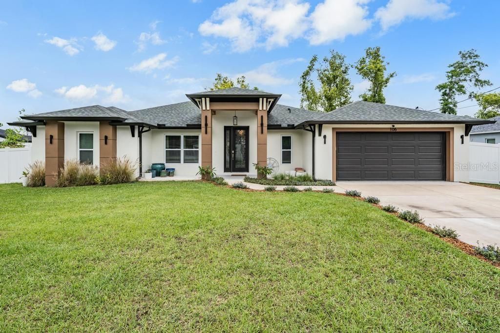 Recently Rented: $3,300 (4 beds, 3 baths, 2216 Square Feet)