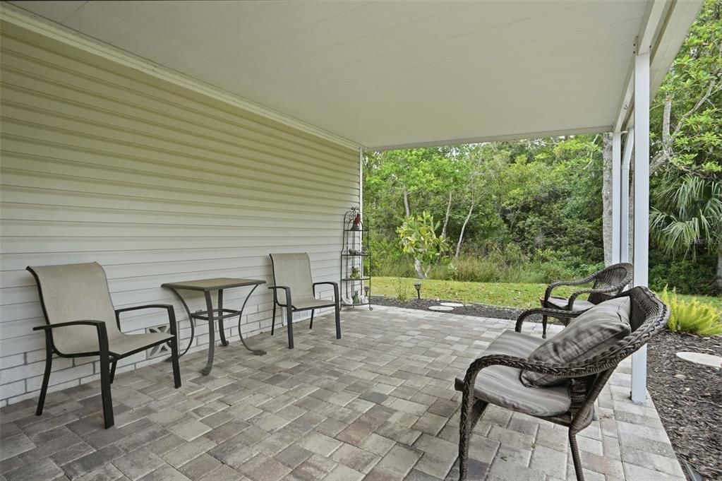 For Sale: $160,000 (2 beds, 2 baths, 960 Square Feet)
