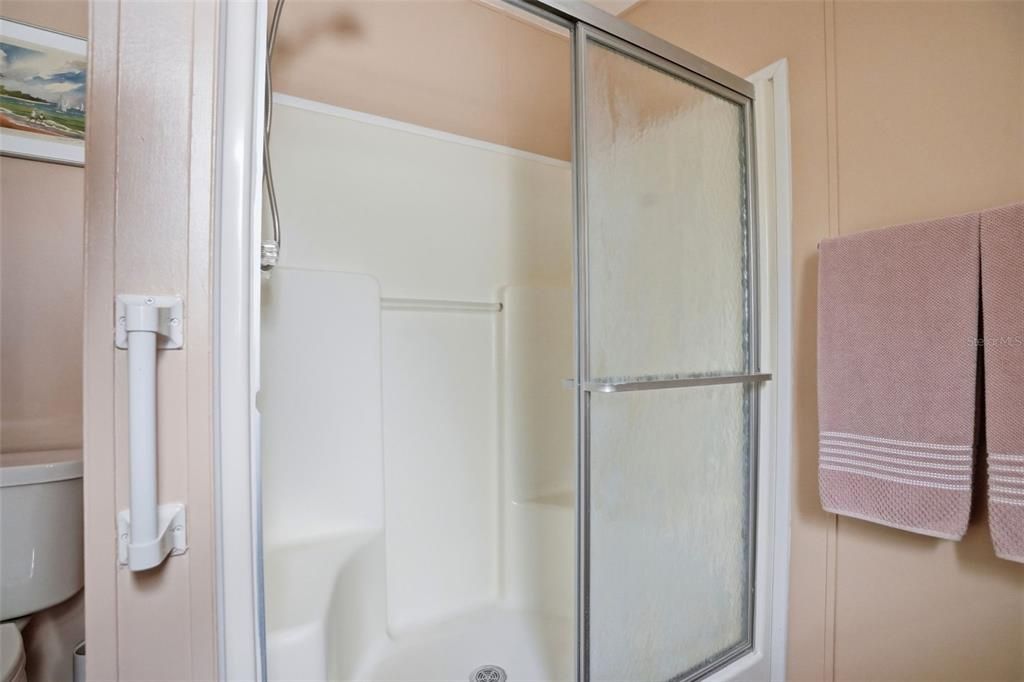 For Sale: $160,000 (2 beds, 2 baths, 960 Square Feet)
