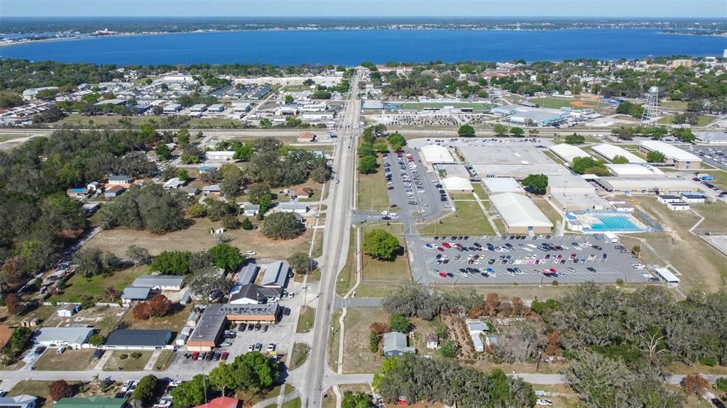 На продажу: $140,000 (3 спален, 1 ванн, 955 Квадратных фут)