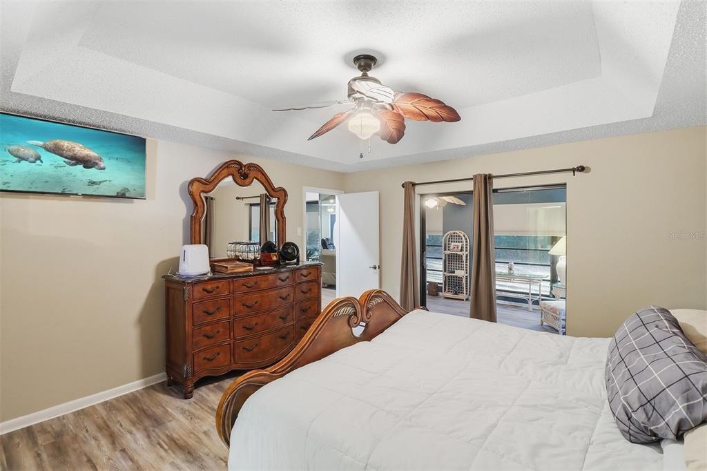 For Sale: $294,900 (3 beds, 2 baths, 2206 Square Feet)