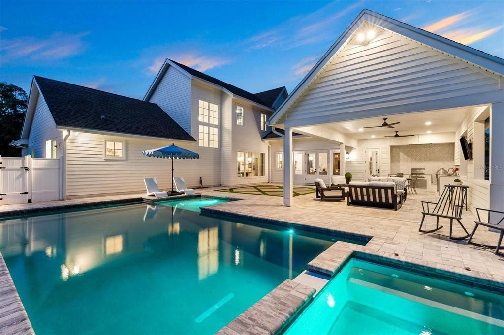 En Venta: $2,195,000 (4 camas, 4 baños, 4602 Pies cuadrados)