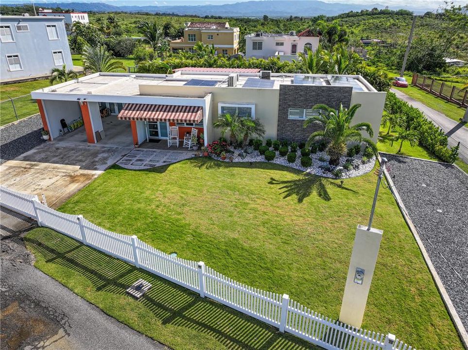 Vendido Recientemente: $375,000 (3 camas, 2 baños, 1231 Pies cuadrados)