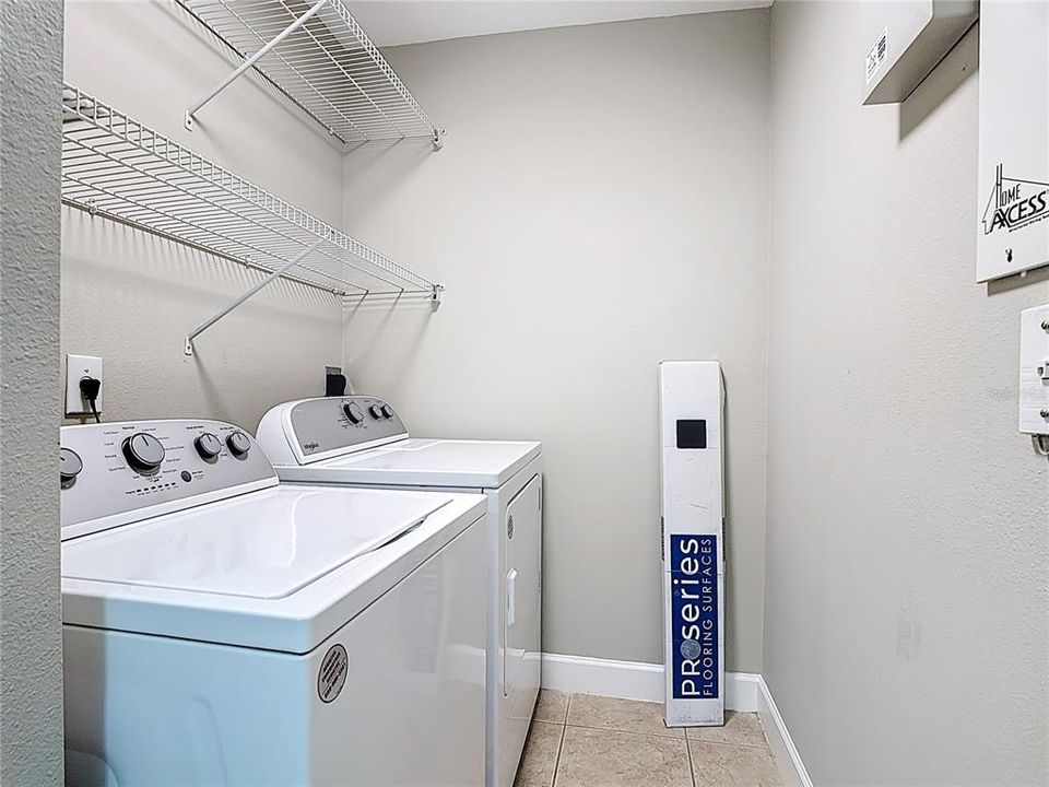 En Venta: $459,000 (3 camas, 2 baños, 1736 Pies cuadrados)