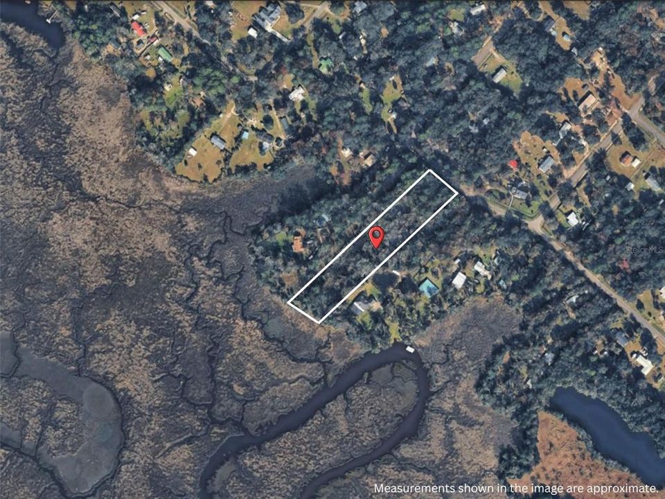 En Venta: $215,000 (2.63 acres)