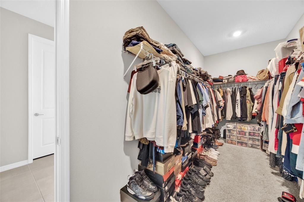 For Sale: $770,000 (5 beds, 4 baths, 3461 Square Feet)