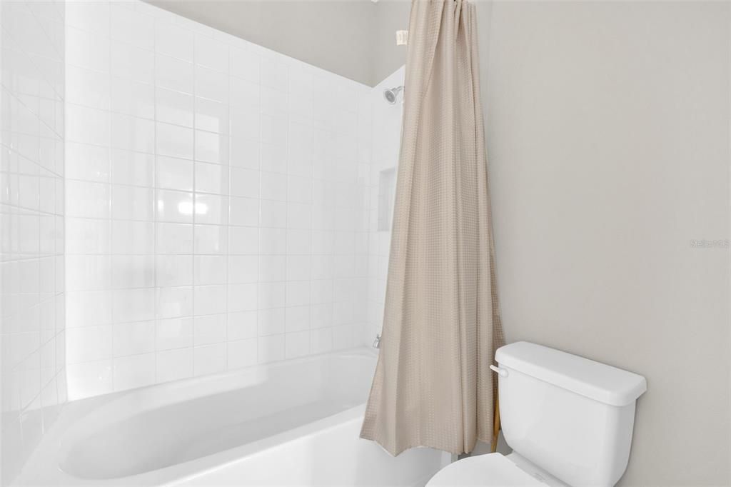 For Sale: $770,000 (5 beds, 4 baths, 3461 Square Feet)