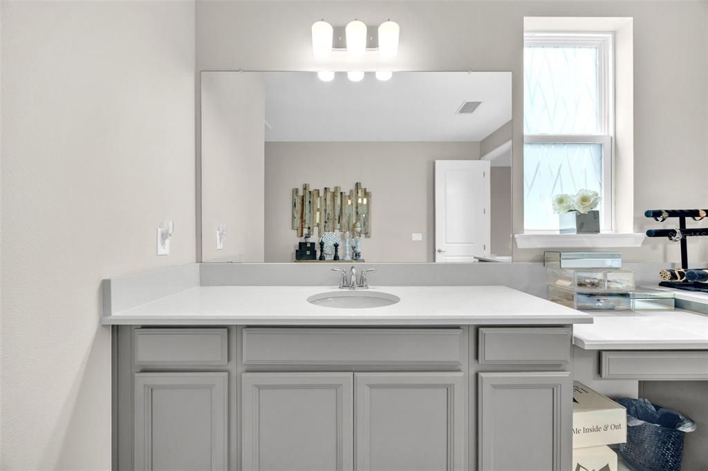For Sale: $770,000 (5 beds, 4 baths, 3461 Square Feet)