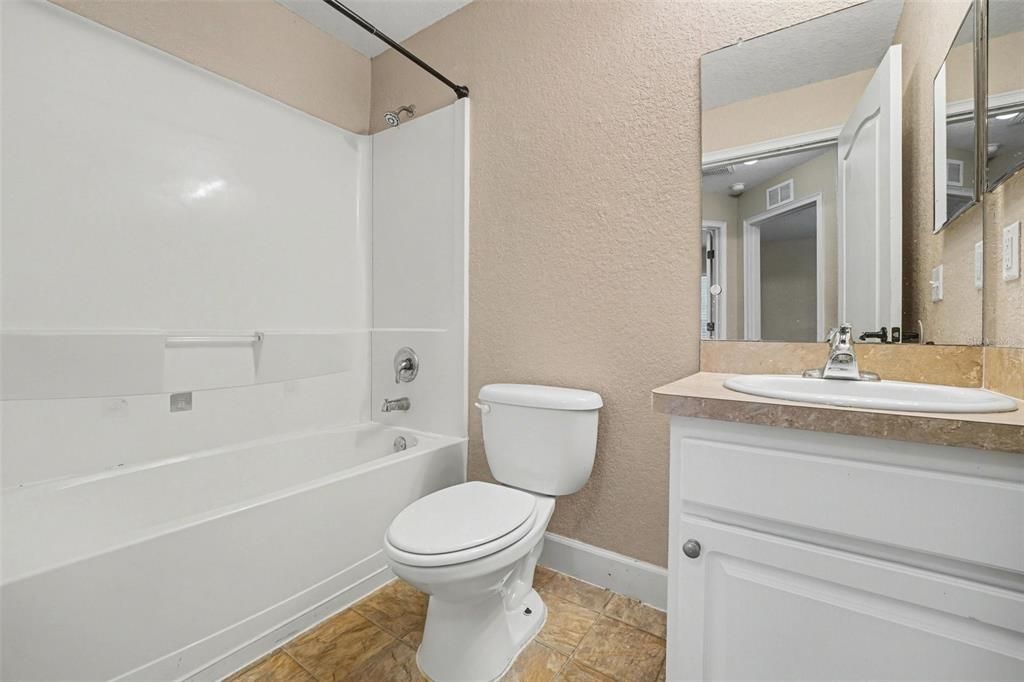 For Sale: $295,500 (4 beds, 2 baths, 1834 Square Feet)