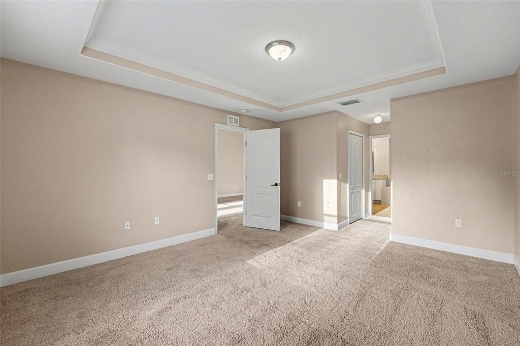 For Sale: $295,500 (4 beds, 2 baths, 1834 Square Feet)