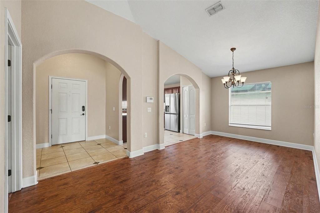 For Sale: $295,500 (4 beds, 2 baths, 1834 Square Feet)