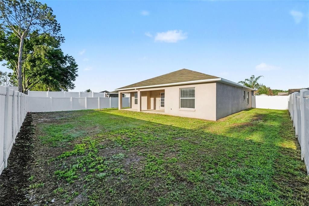 For Sale: $295,500 (4 beds, 2 baths, 1834 Square Feet)