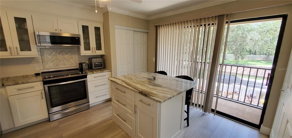 For Rent: $4,000 (2 beds, 2 baths, 1400 Square Feet)