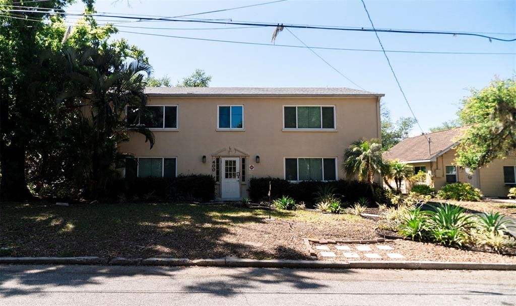 For Sale: $1,195,000 (6 beds, 0 baths, 4972 Square Feet)