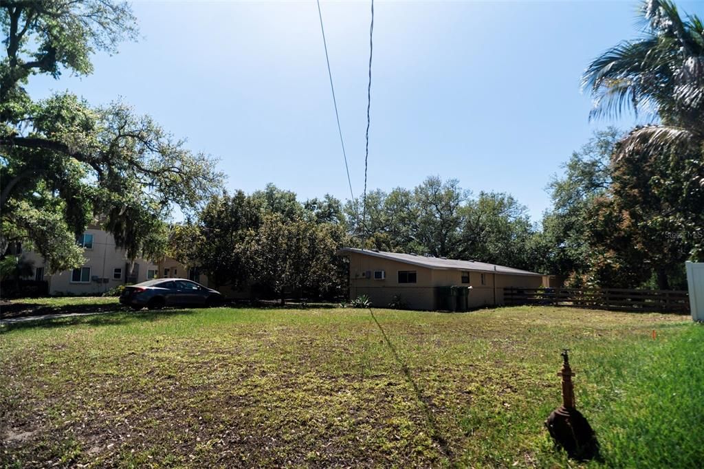 For Sale: $1,195,000 (6 beds, 0 baths, 4972 Square Feet)