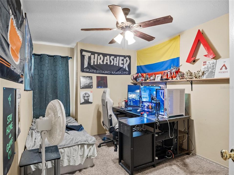 На продажу: $325,000 (3 спален, 2 ванн, 1406 Квадратных фут)