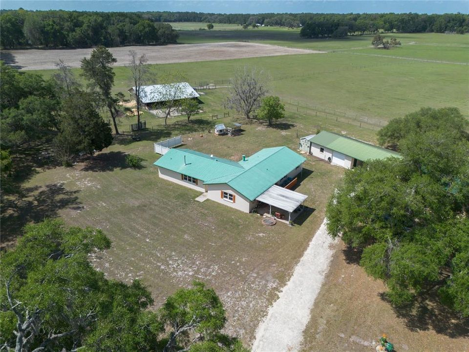 For Sale: $785,500 (4 beds, 2 baths, 2465 Square Feet)