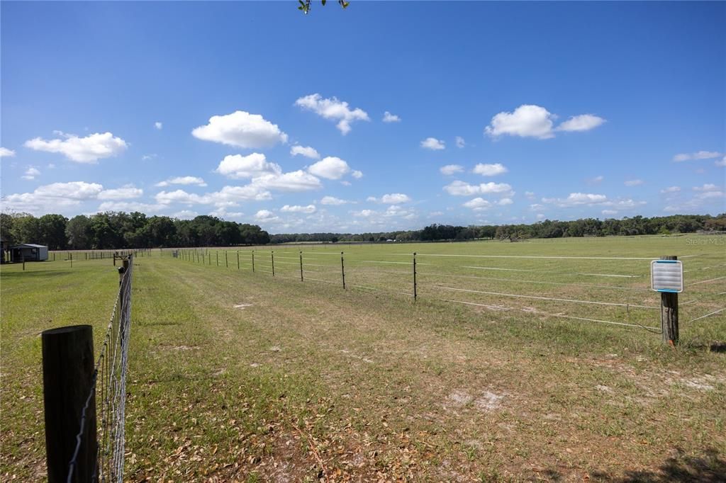 For Sale: $785,500 (4 beds, 2 baths, 2465 Square Feet)