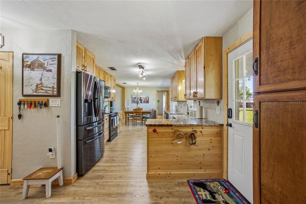 For Sale: $785,500 (4 beds, 2 baths, 2465 Square Feet)
