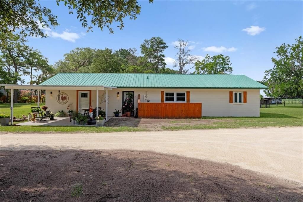 For Sale: $785,500 (4 beds, 2 baths, 2465 Square Feet)