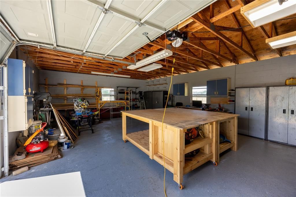 For Sale: $785,500 (4 beds, 2 baths, 2465 Square Feet)