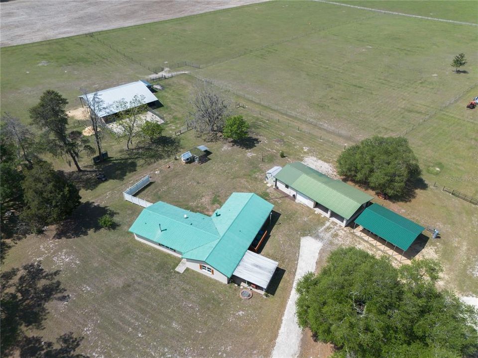 For Sale: $785,500 (4 beds, 2 baths, 2465 Square Feet)