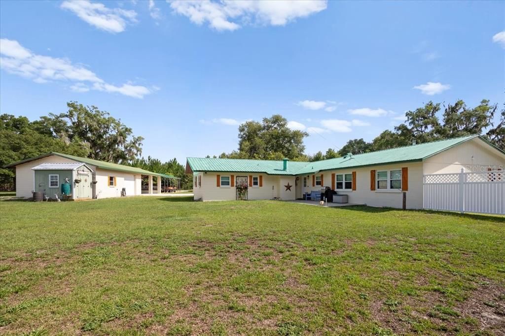 For Sale: $785,500 (4 beds, 2 baths, 2465 Square Feet)