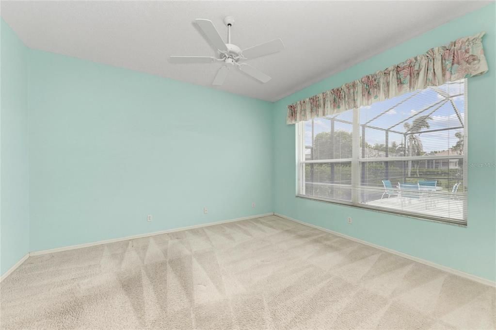 Activo con contrato: $510,000 (3 camas, 2 baños, 1949 Pies cuadrados)