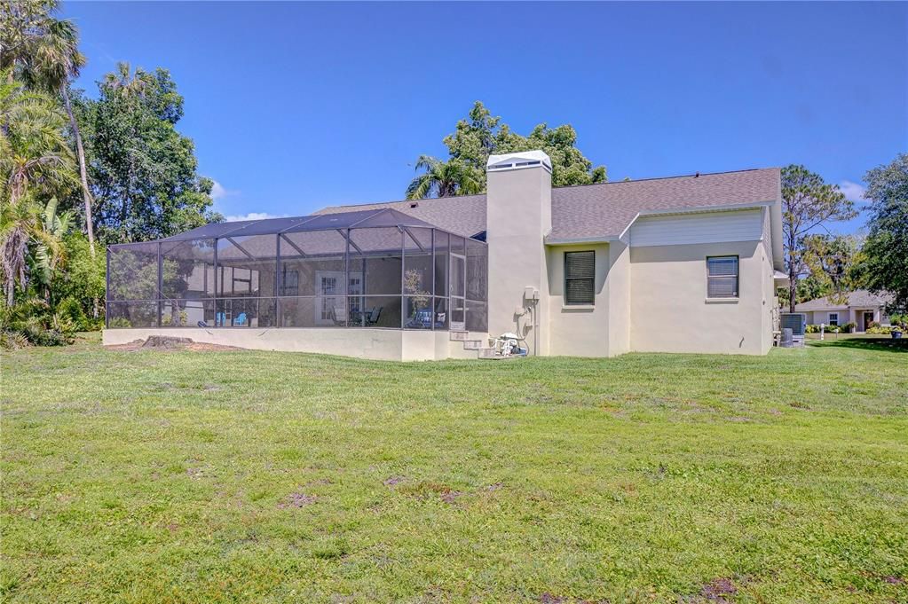 For Sale: $550,000 (3 beds, 2 baths, 2315 Square Feet)