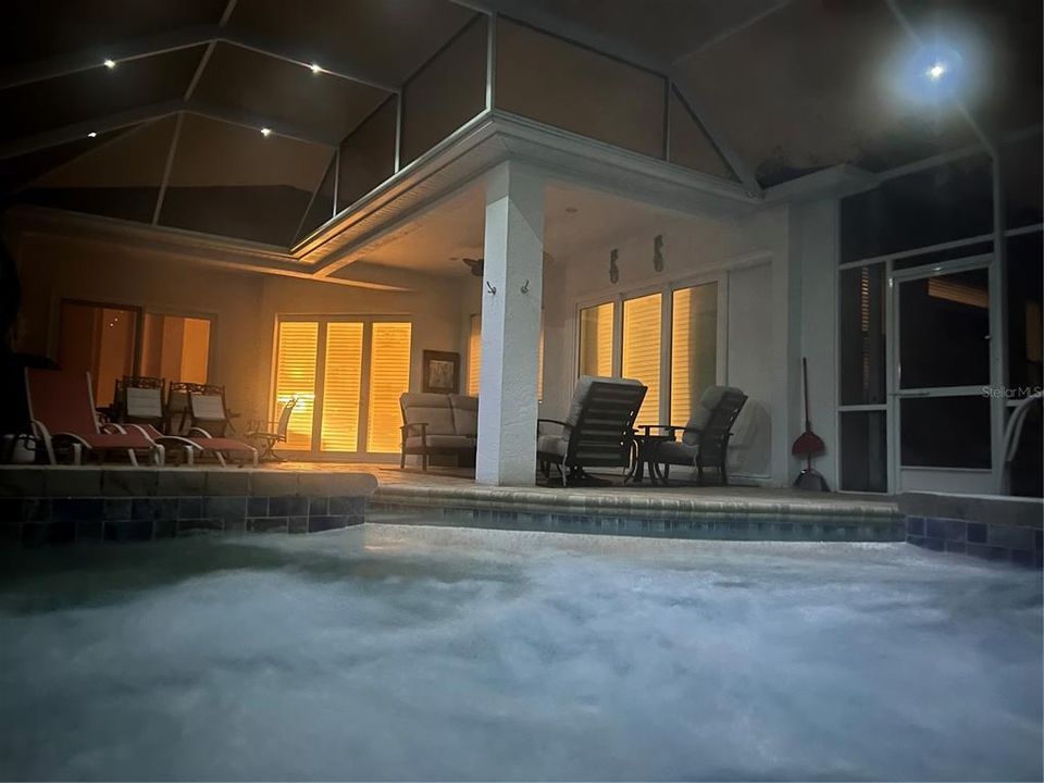 For Rent: $4,000 (3 beds, 2 baths, 1928 Square Feet)