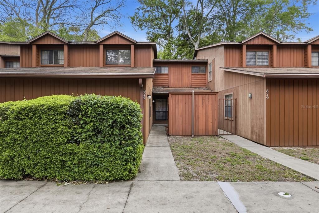 Activo con contrato: $177,000 (3 camas, 3 baños, 1370 Pies cuadrados)