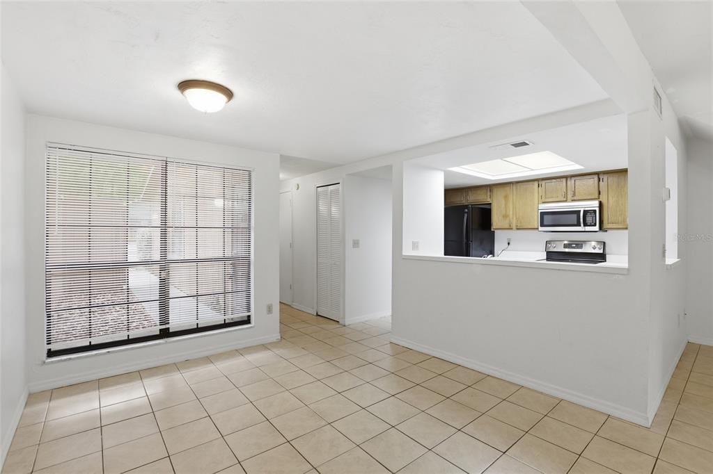 Activo con contrato: $177,000 (3 camas, 3 baños, 1370 Pies cuadrados)