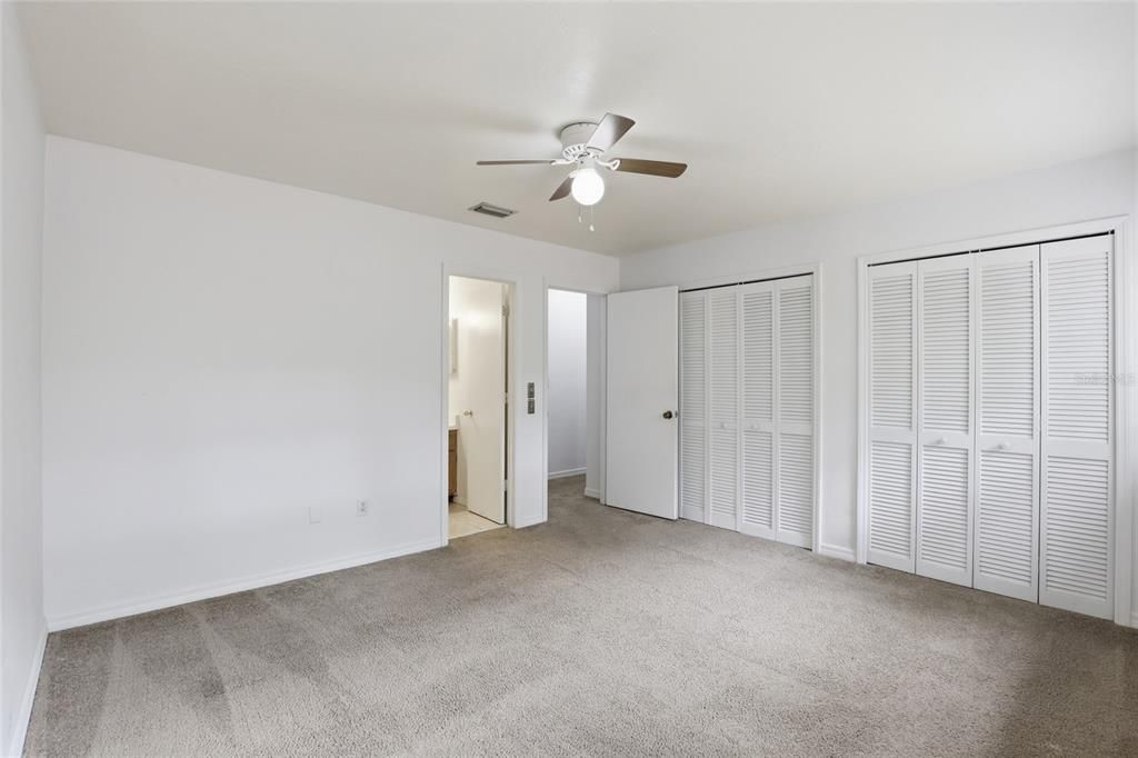 Activo con contrato: $177,000 (3 camas, 3 baños, 1370 Pies cuadrados)