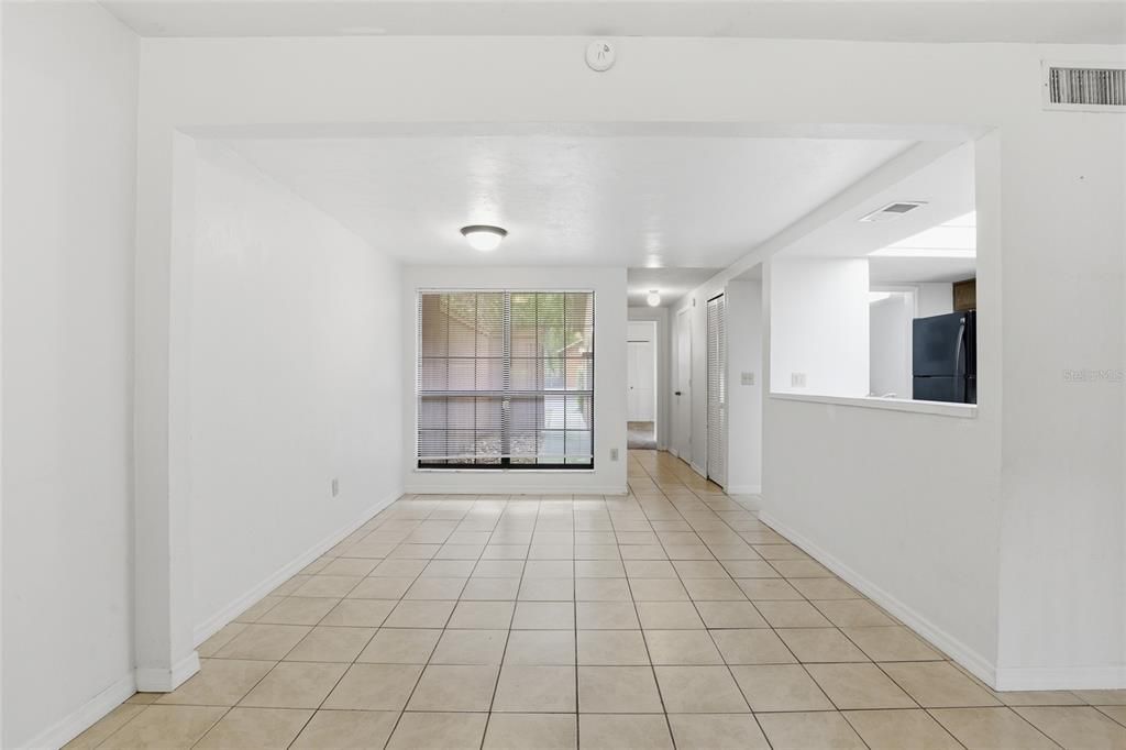 Activo con contrato: $177,000 (3 camas, 3 baños, 1370 Pies cuadrados)