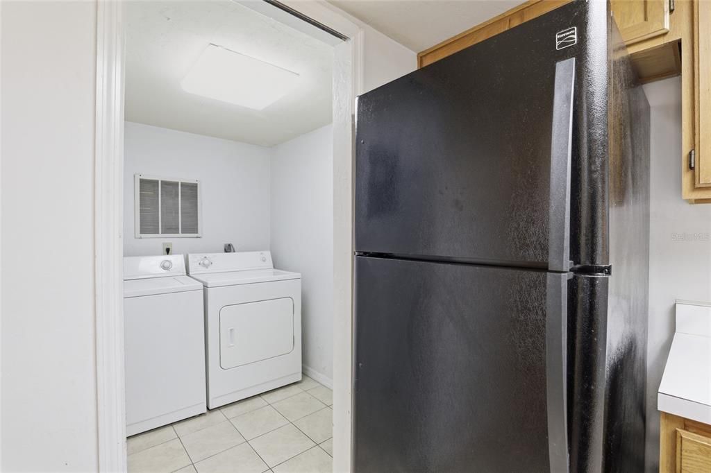 Activo con contrato: $177,000 (3 camas, 3 baños, 1370 Pies cuadrados)