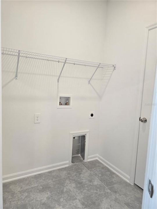 For Rent: $2,300 (4 beds, 3 baths, 2150 Square Feet)