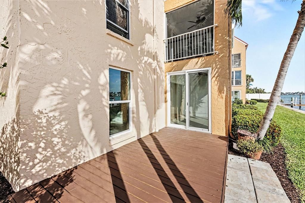 Active With Contract: $375,000 (2 beds, 1 baths, 790 Square Feet)