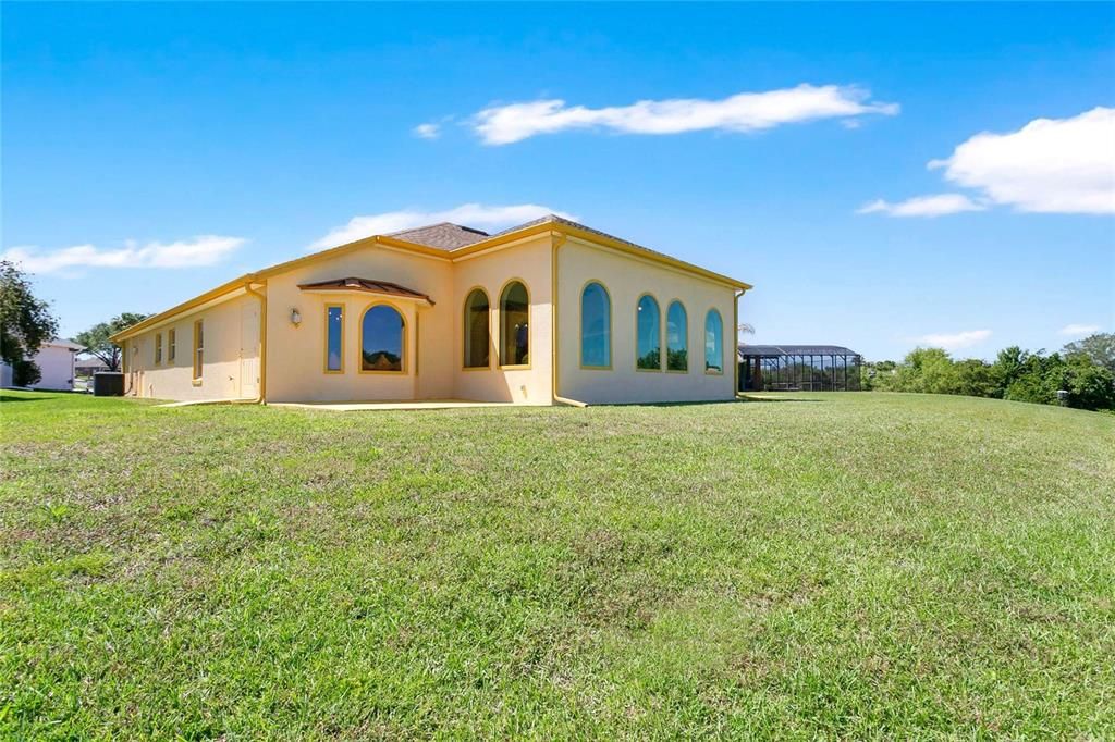 For Sale: $525,000 (3 beds, 2 baths, 2961 Square Feet)