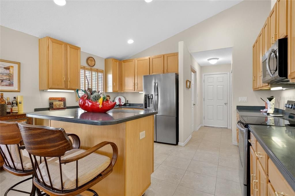For Sale: $525,000 (3 beds, 2 baths, 2961 Square Feet)