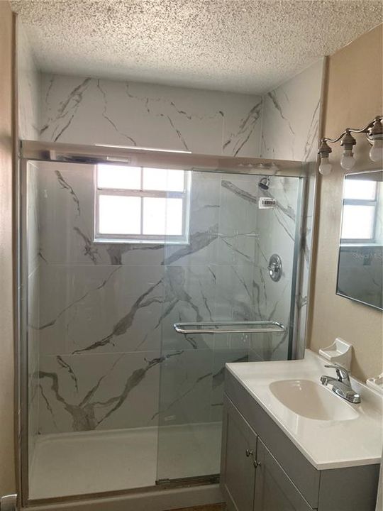 В аренду: $1,400 (2 спален, 1 ванн, 1458 Квадратных фут)