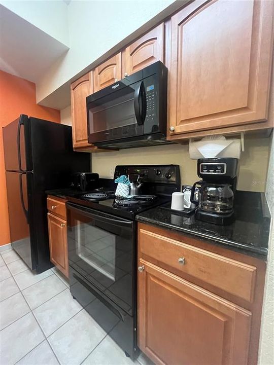 For Sale: $172,000 (3 beds, 3 baths, 1409 Square Feet)