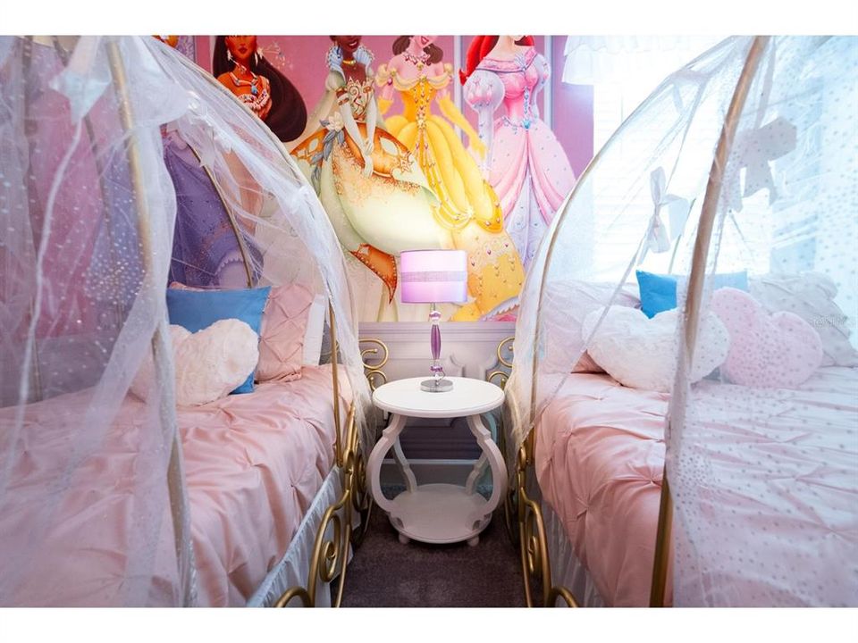 На продажу: $2,000,900 (15 спален, 15 ванн, 6375 Квадратных фут)