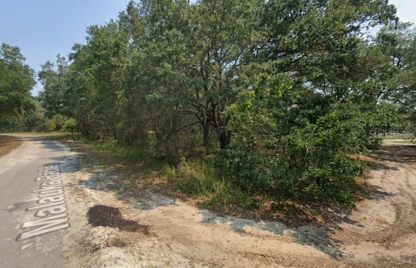 En Venta: $13,900 (0.37 acres)
