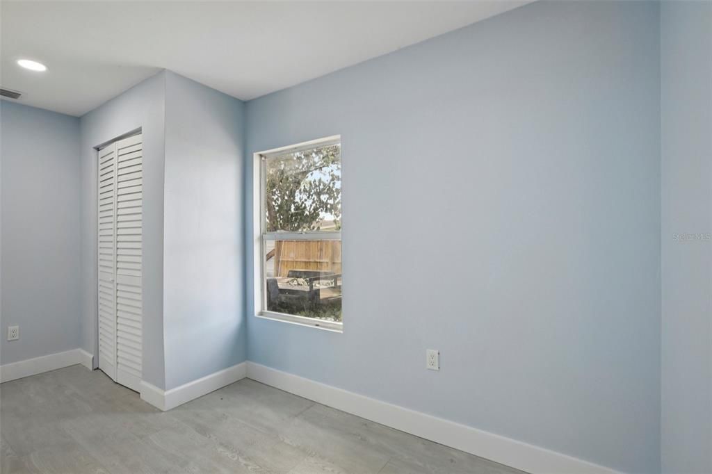 Activo con contrato: $269,000 (3 camas, 2 baños, 1200 Pies cuadrados)