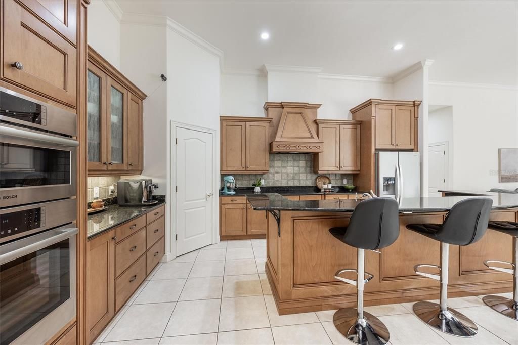 Active With Contract: $889,000 (4 beds, 3 baths, 3657 Square Feet)