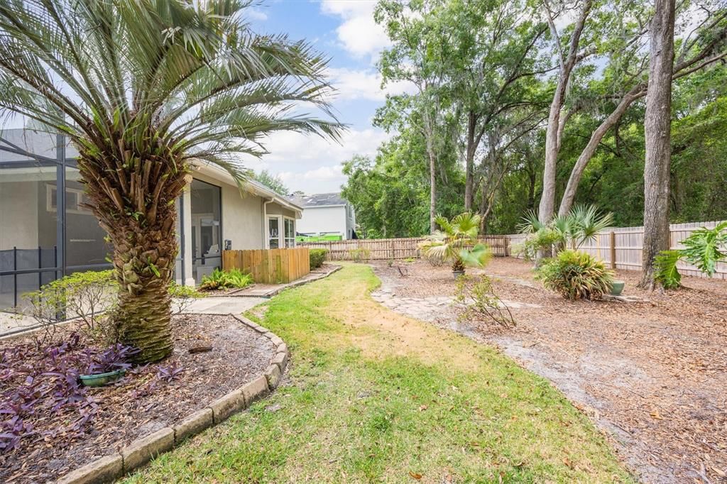 Active With Contract: $889,000 (4 beds, 3 baths, 3657 Square Feet)