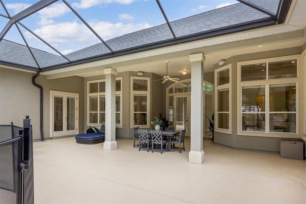 Active With Contract: $889,000 (4 beds, 3 baths, 3657 Square Feet)