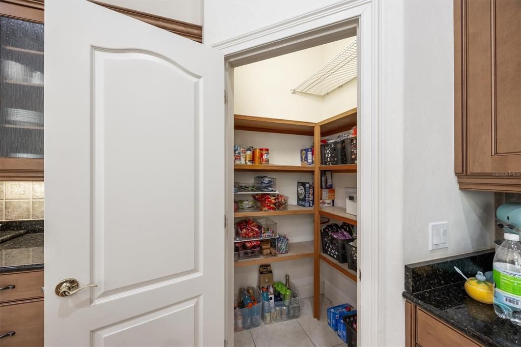 Active With Contract: $889,000 (4 beds, 3 baths, 3657 Square Feet)