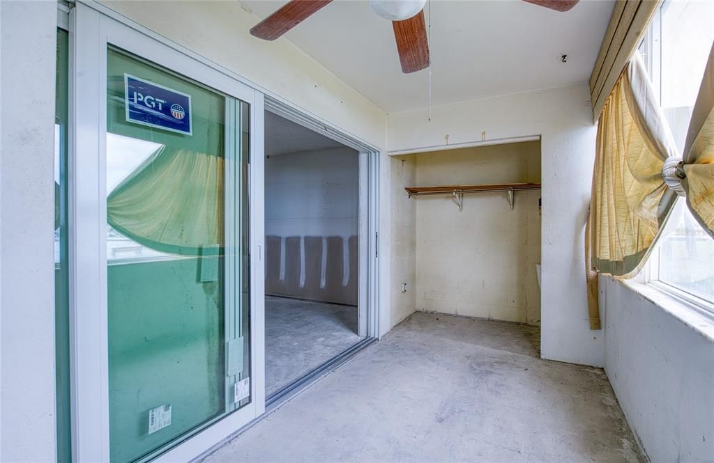 Activo con contrato: $164,000 (2 camas, 2 baños, 1050 Pies cuadrados)