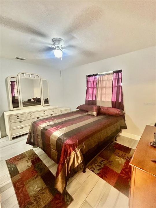 Activo con contrato: $188,000 (3 camas, 2 baños, 1092 Pies cuadrados)